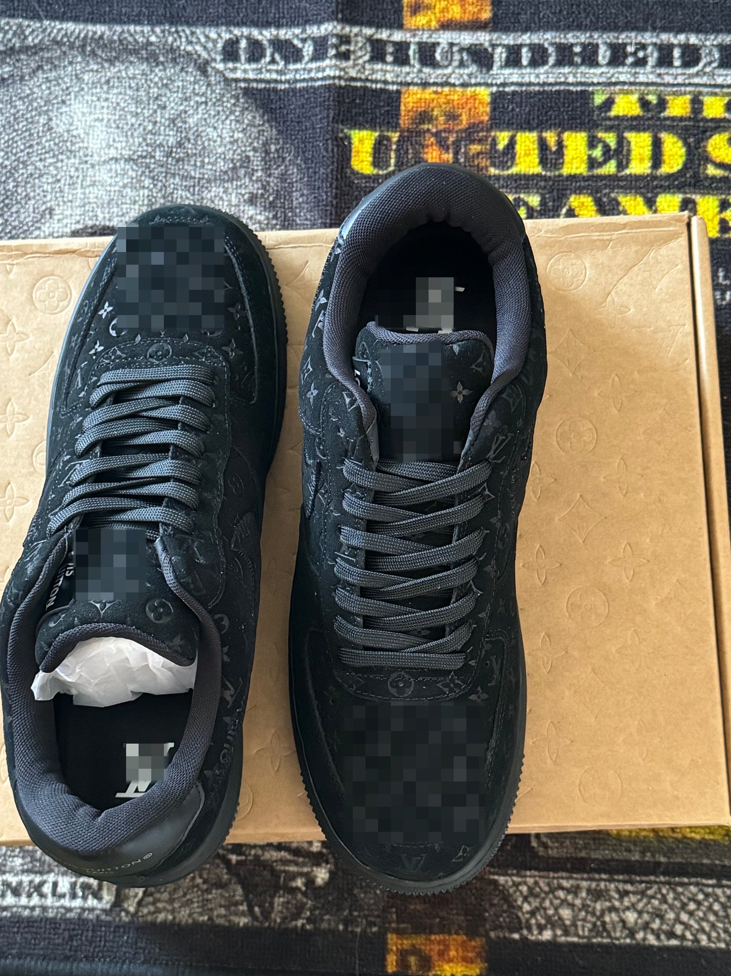 Collab Black or White Force with Louie