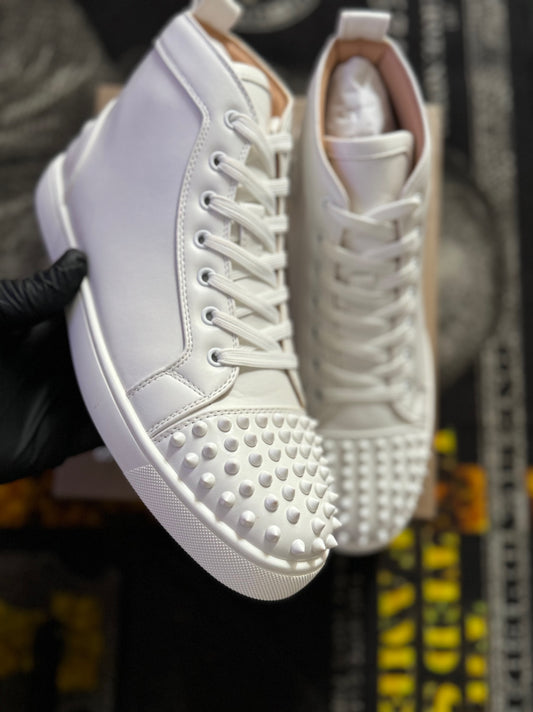 White High Front Spikes