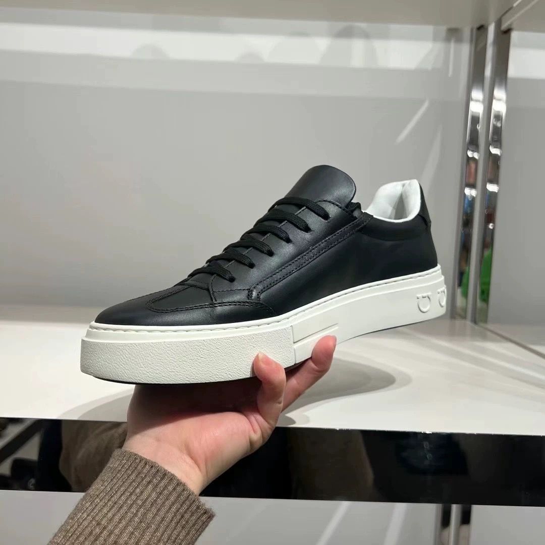 Valentine low sneakers